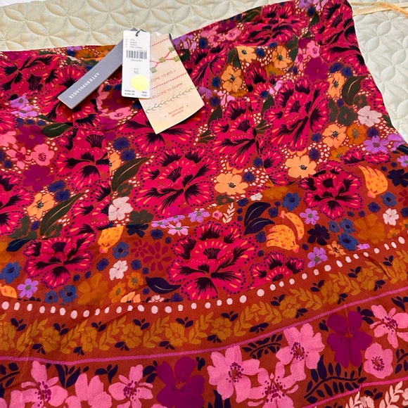 Farm Rio Dress! - Picture 3 of 11